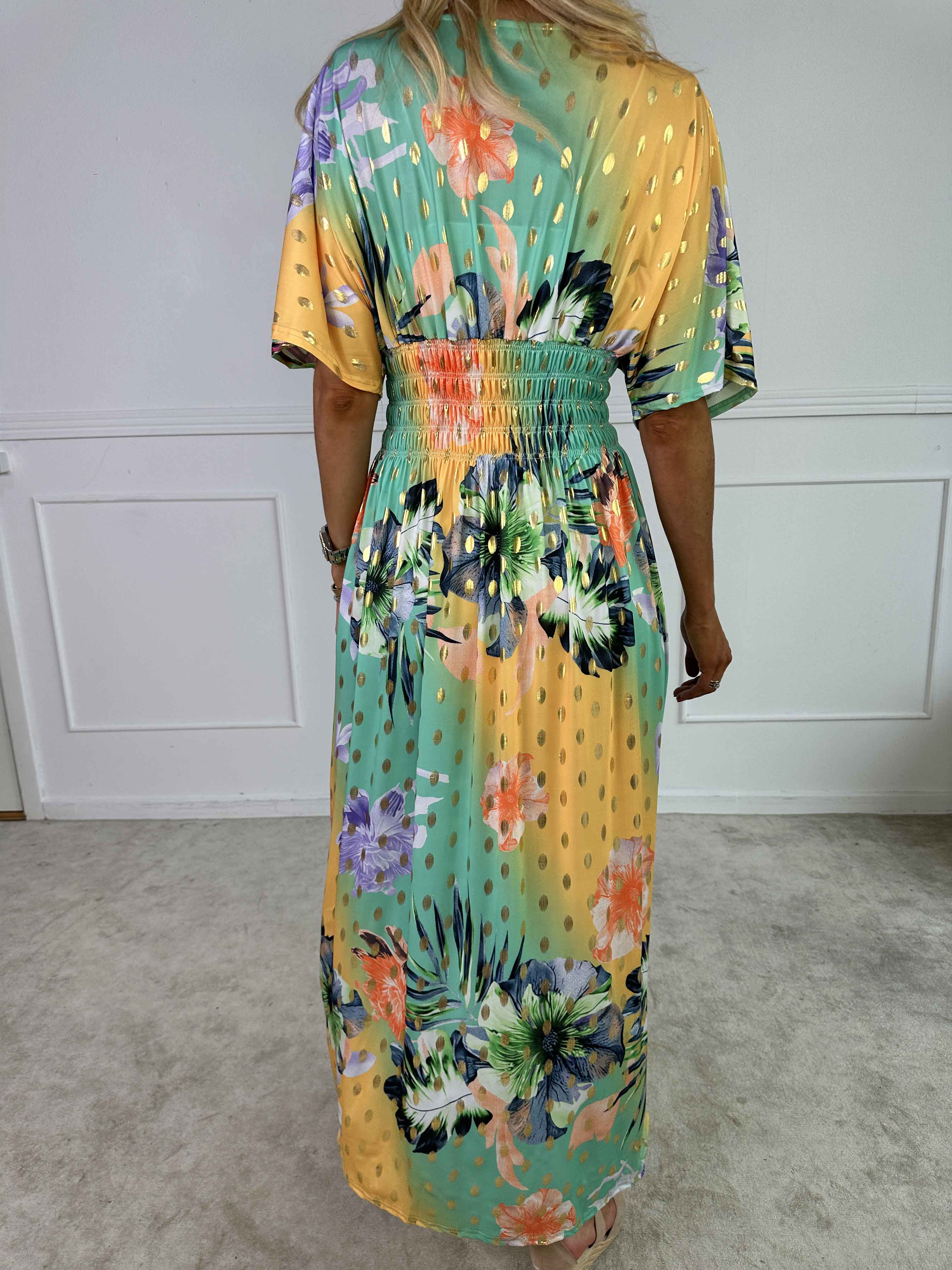 Pams Hawaii - Lang kjole i elastisk stof med blomsterprint